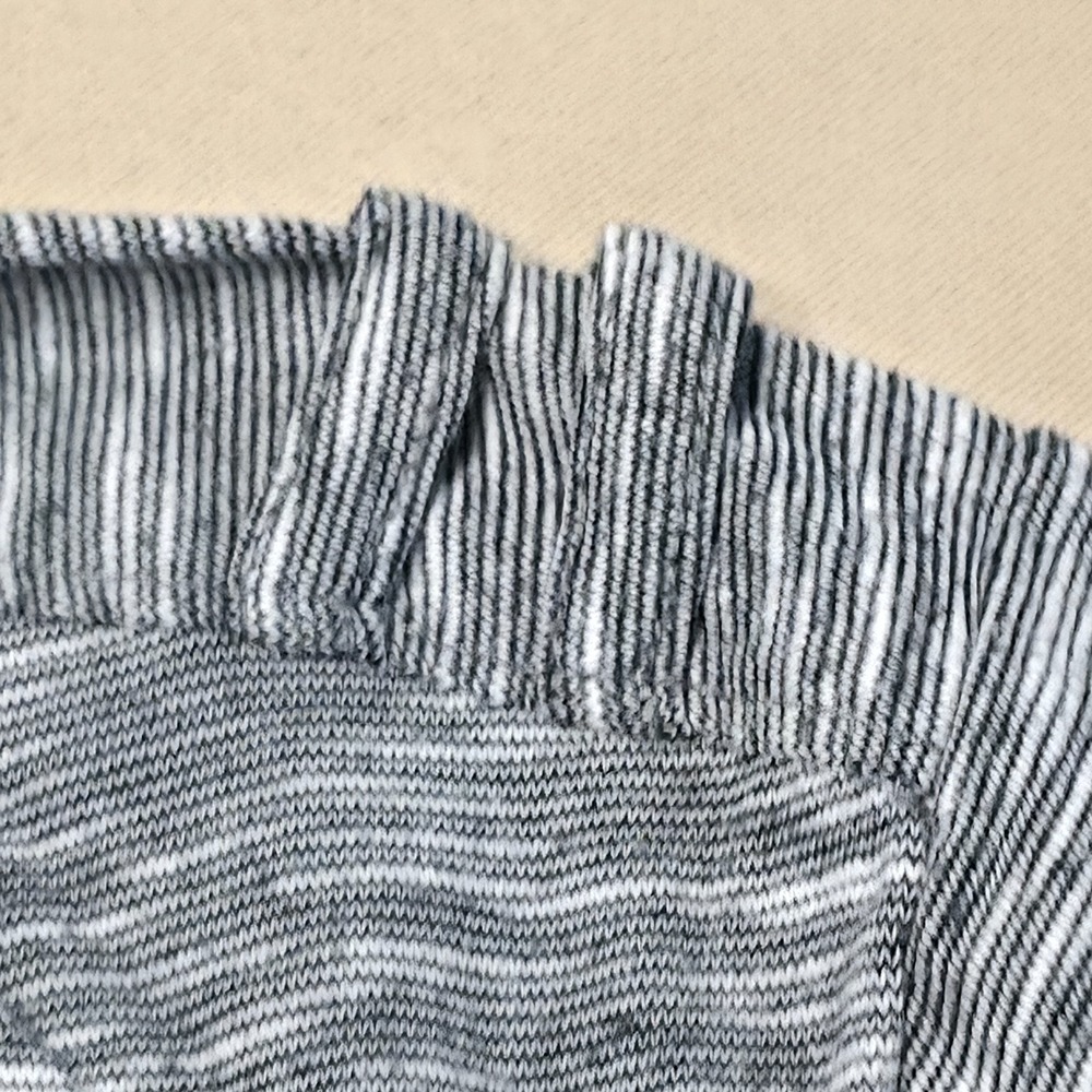 Rock & Republic Iconic Polo‎ Gray White Striped 2 Pocket Mens Large RN73277 - Picture 4 of 8